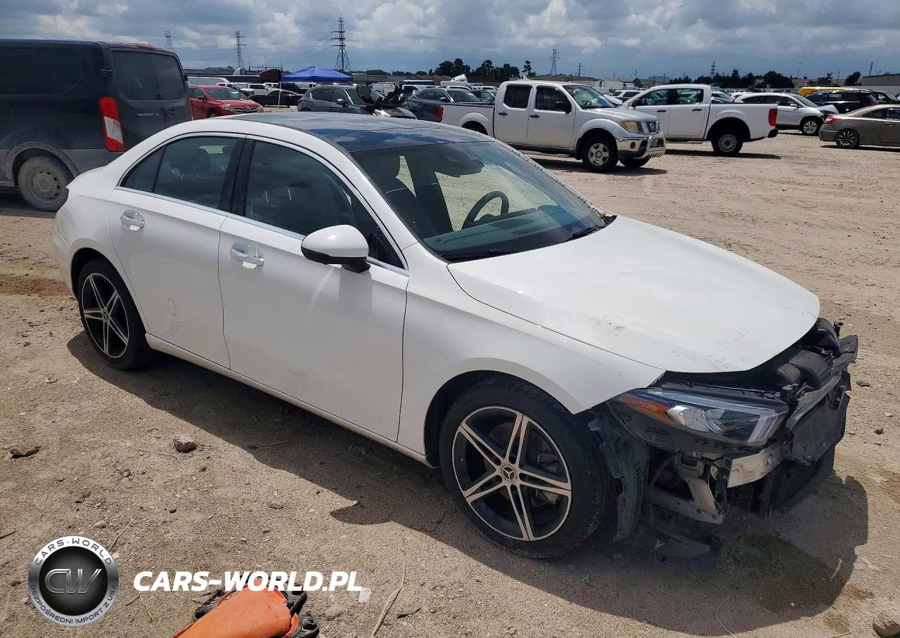 2019 Mercedes-Benz A 220 VIN:WDD3G4EBXKW021826 - 4