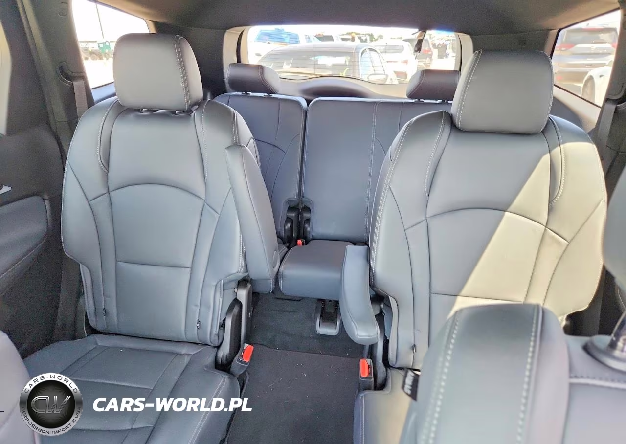 2023 Buick Enclave Essence VIN:5GAERBKW0PJ220107 - 10