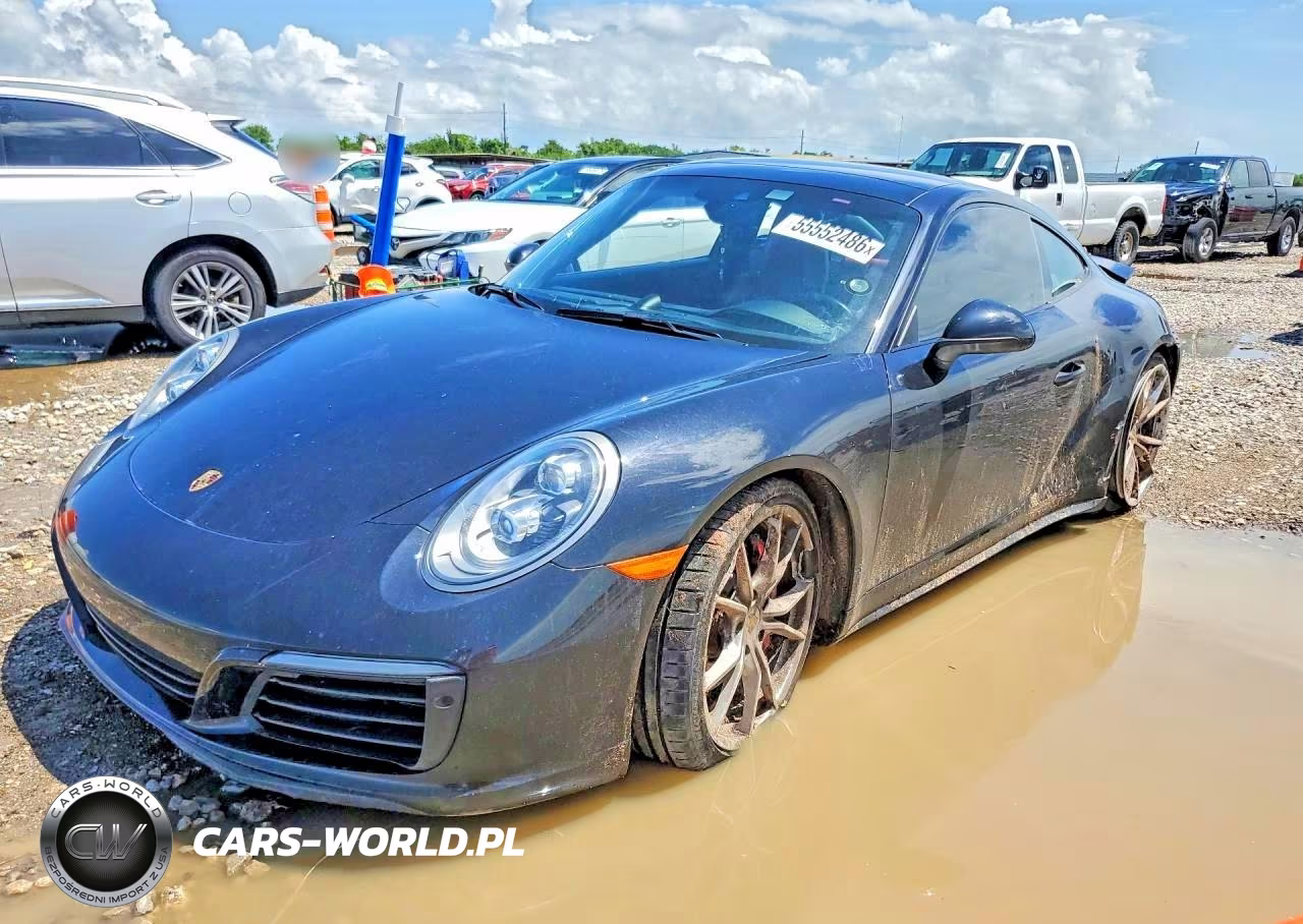 2019 Porsche 911 Carrera S