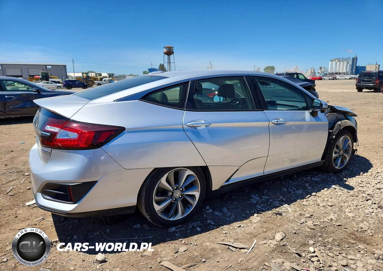 2018 Honda Clarity VIN:JHMZC5F12JC012743 - 3