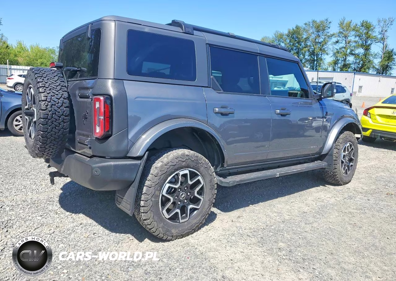 2023 Ford Bronco Base VIN:1FMEE5DP3PLA88641 - 3