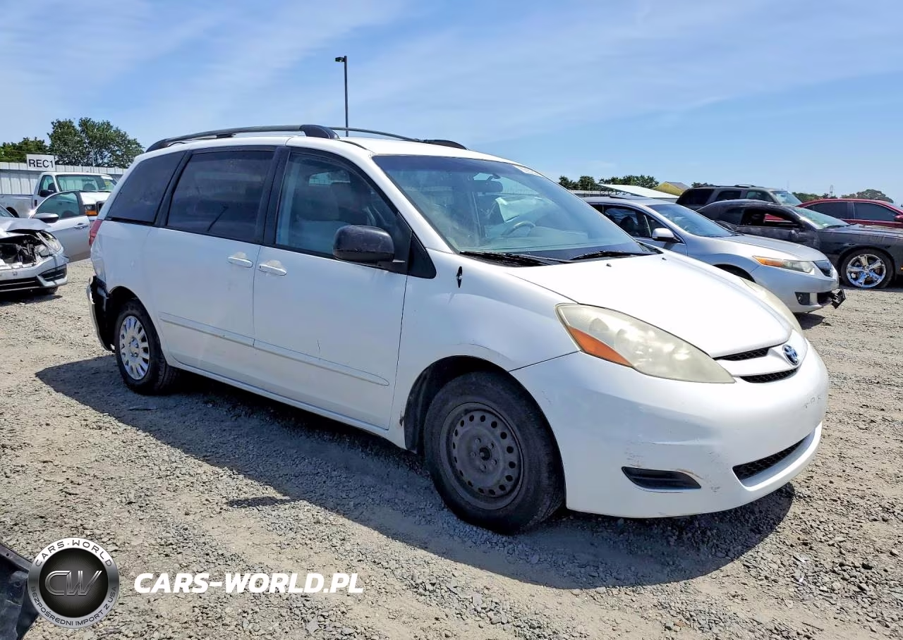 2007 Toyota Sienna Le 7-Passenger VIN:5TDZK23CX7S026776 - 4