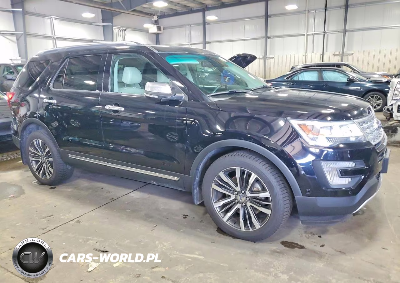 2016 Ford Explorer Platinum VIN:1FM5K8HT0GGA69992 - 4