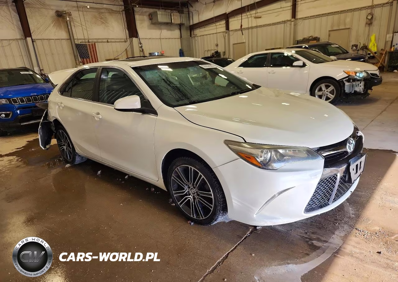 2016 Toyota Camry VIN:4T1BF1FKXGU192080 - 4