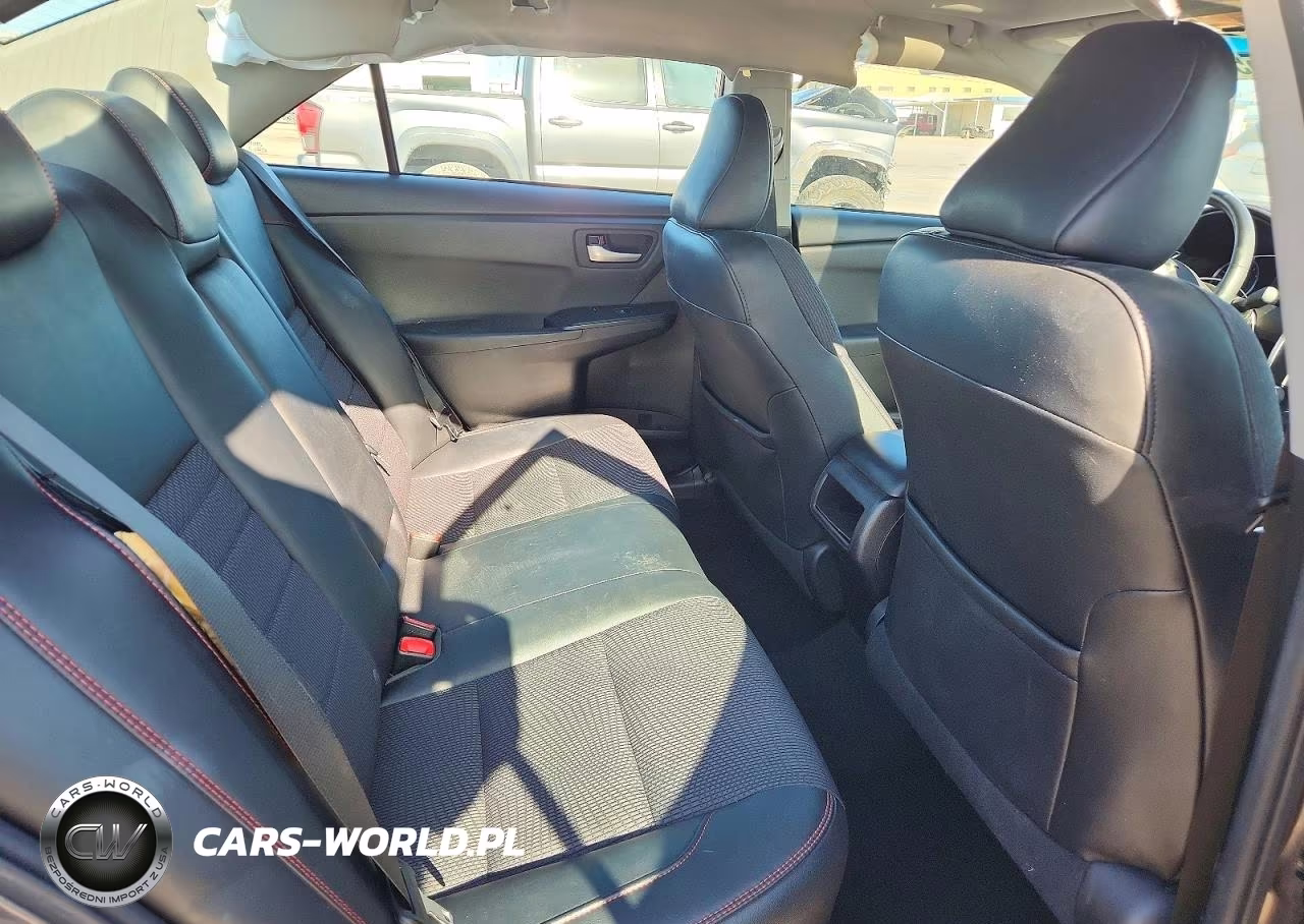 2017 Toyota Camry Se VIN:4T1BF1FK8HU393624 - 10