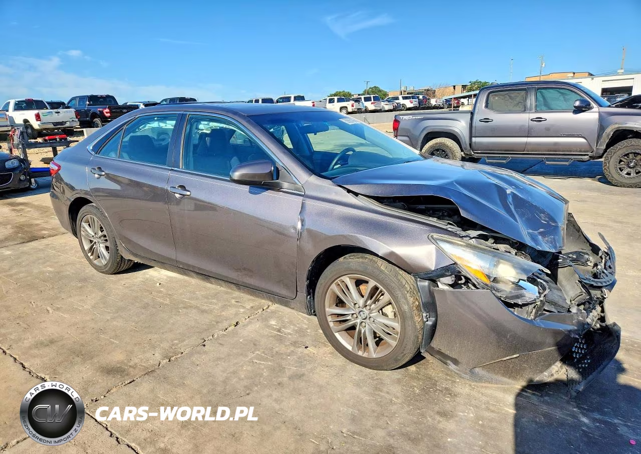 2017 Toyota Camry Se VIN:4T1BF1FK8HU393624 - 4