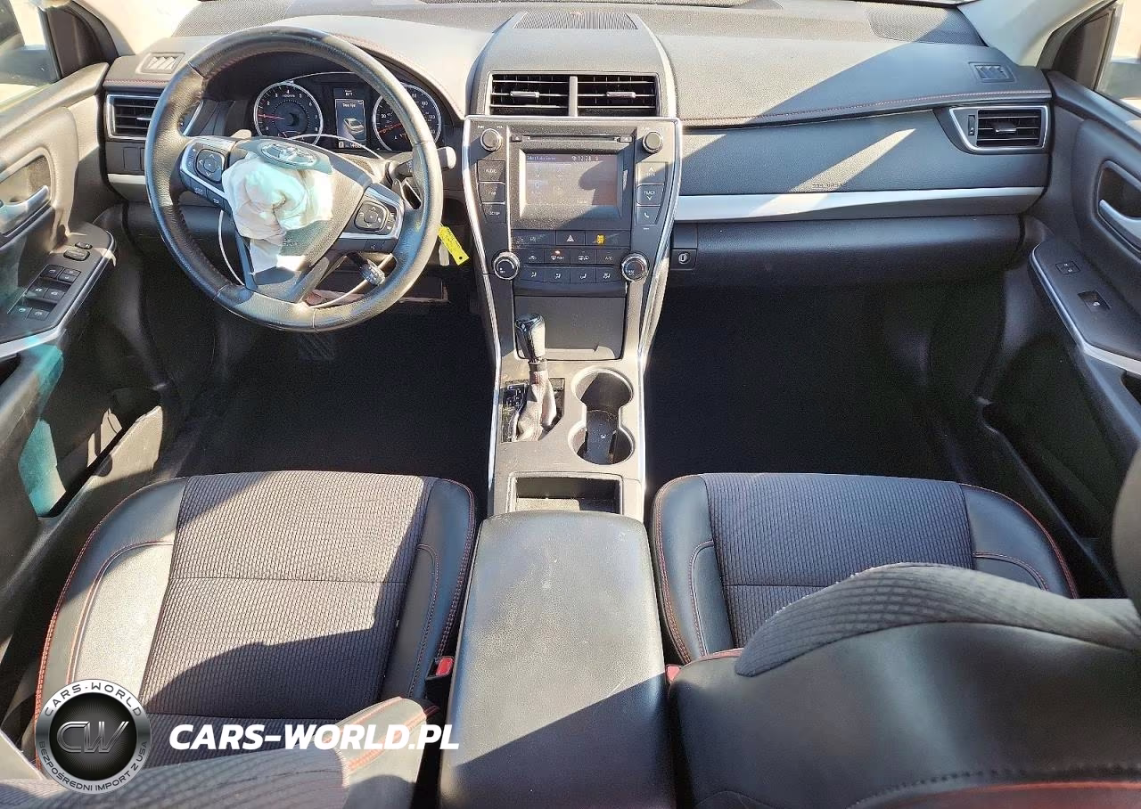 2017 Toyota Camry Se VIN:4T1BF1FK8HU393624 - 8