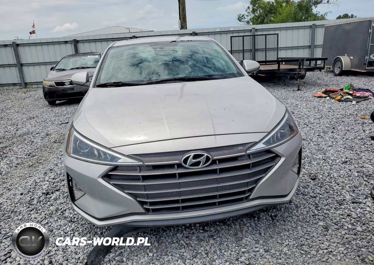 2019 Hyundai Elantra Value Edition VIN:5NPD84LF7KH455113 - 5