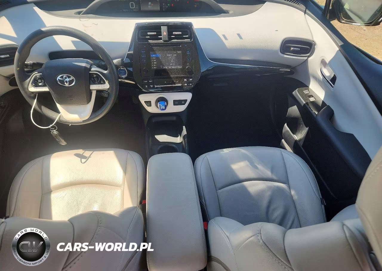 2018 Toyota Prius Two Eco VIN:JTDKARFUXJ3062154 - 8