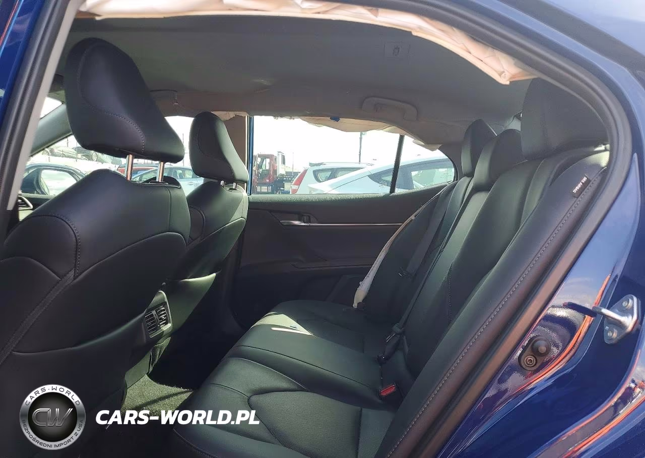 2024 Toyota Camry Xle VIN:4T1F11AK6RU258621 - 10