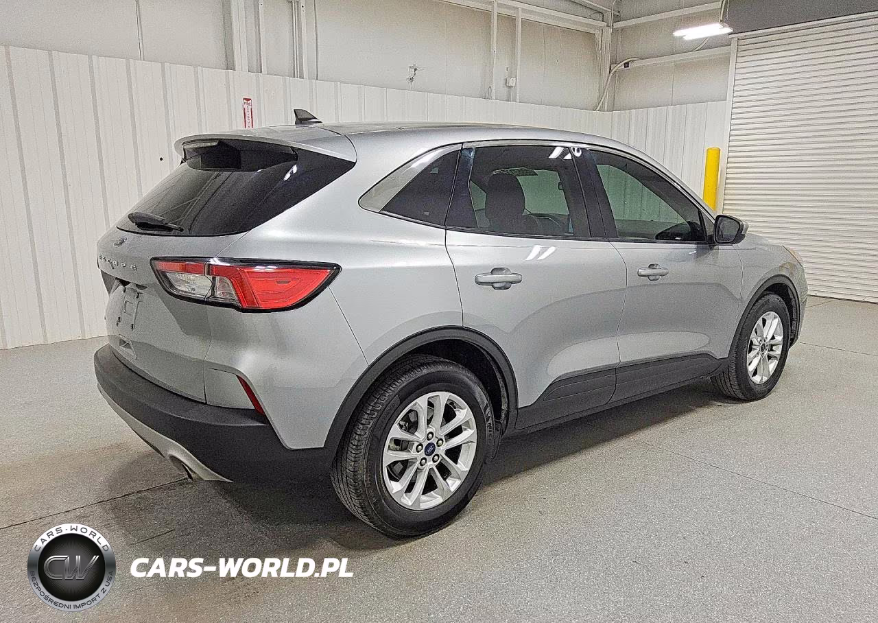 2021 Ford Escape Se VIN:1FMCU0G62MUA49349 - 3