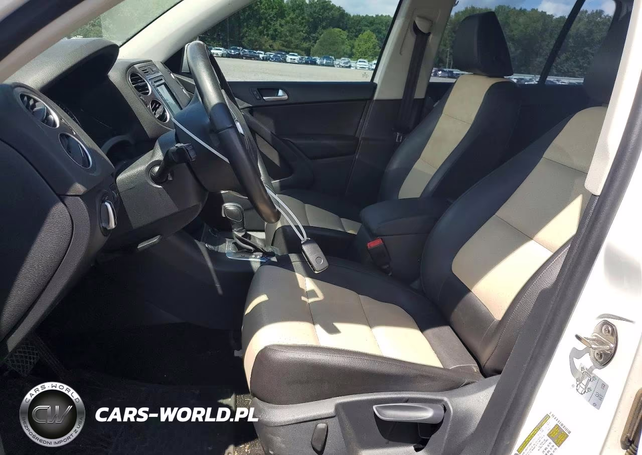 2017 Volkswagen Tiguan S VIN:WVGAV7AX4HK001139 - 7