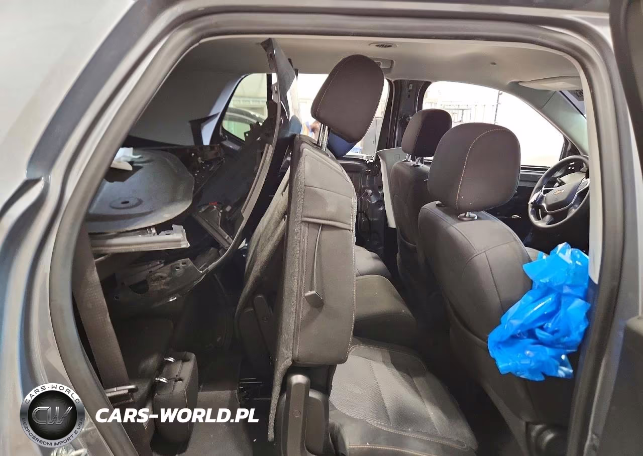 2021 Chevrolet Traverse Ls VIN:1GNERFKW4MJ233984 - 11