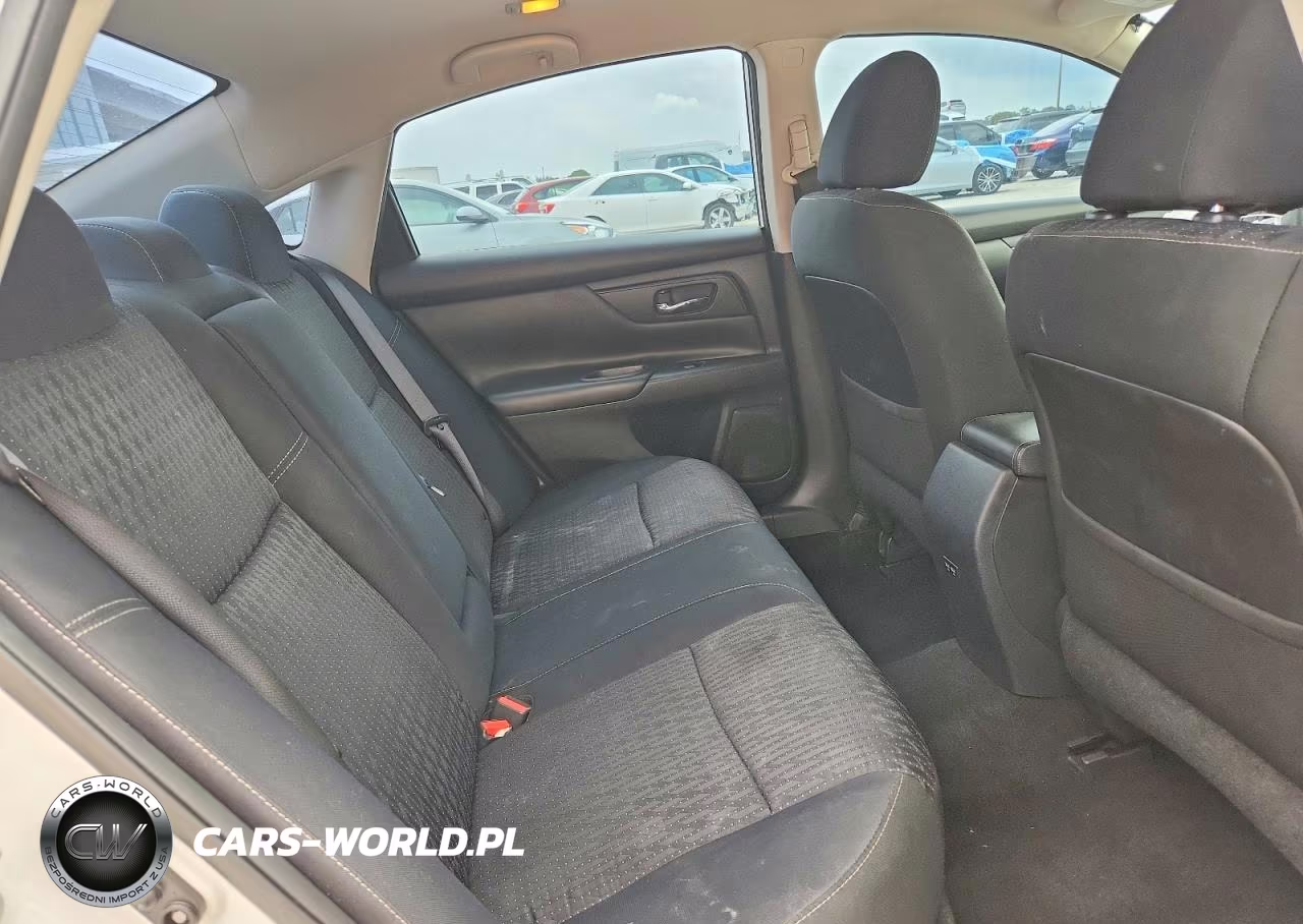 2017 Nissan Altima 2.5 S VIN:1N4AL3AP7HN325743 - 10