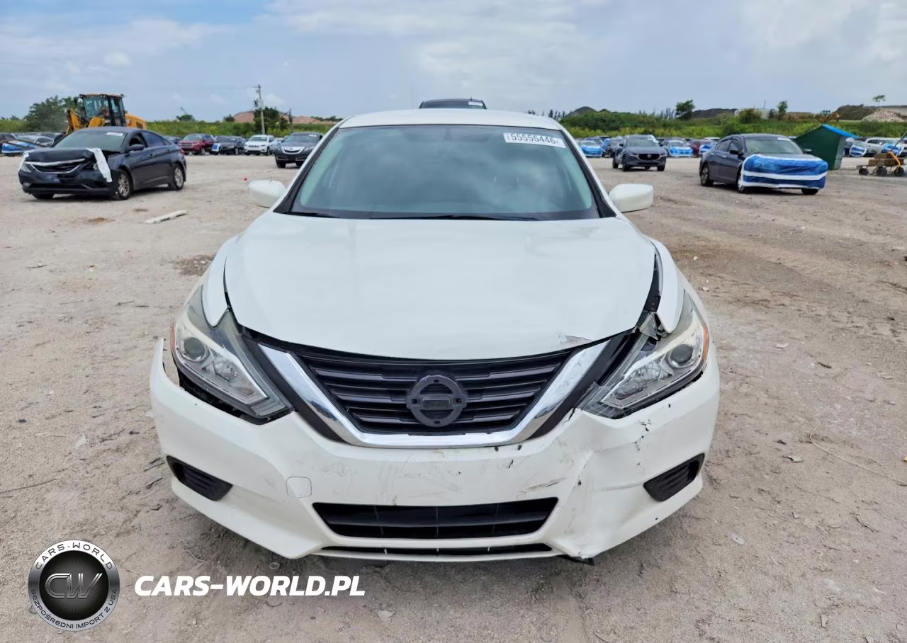 2017 Nissan Altima 2.5 S VIN:1N4AL3AP7HN325743 - 5