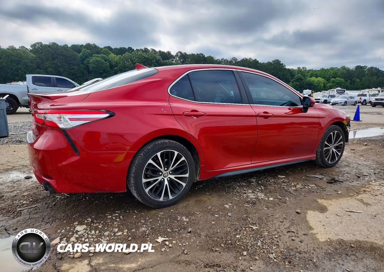 2020 Toyota Camry Se VIN:4T1G11AK5LU380480 - 3