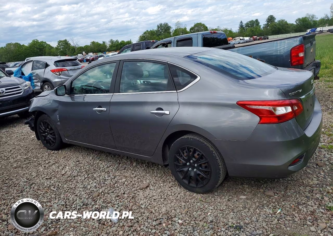 2018 Nissan Sentra S VIN:3N1AB7APXJY221585 - 2