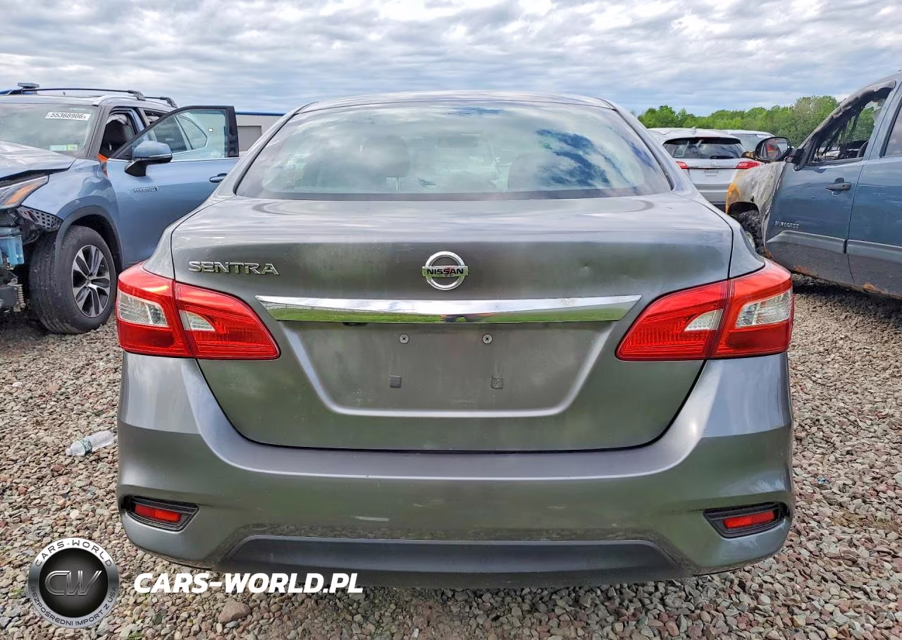 2018 Nissan Sentra S VIN:3N1AB7APXJY221585 - 6