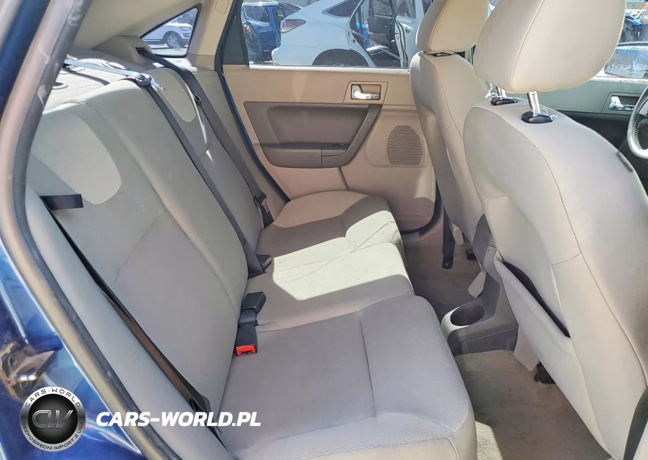 2008 Ford Focus Se VIN:1FAHP35N18W249197 - 10