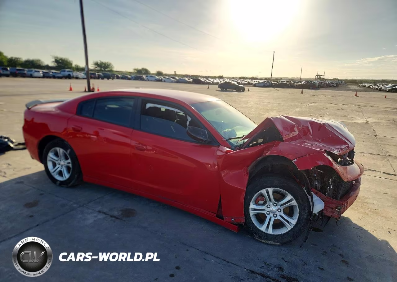 2019 Dodge Charger 2.2 VIN:2C3CDXBG7KH685587 - 4