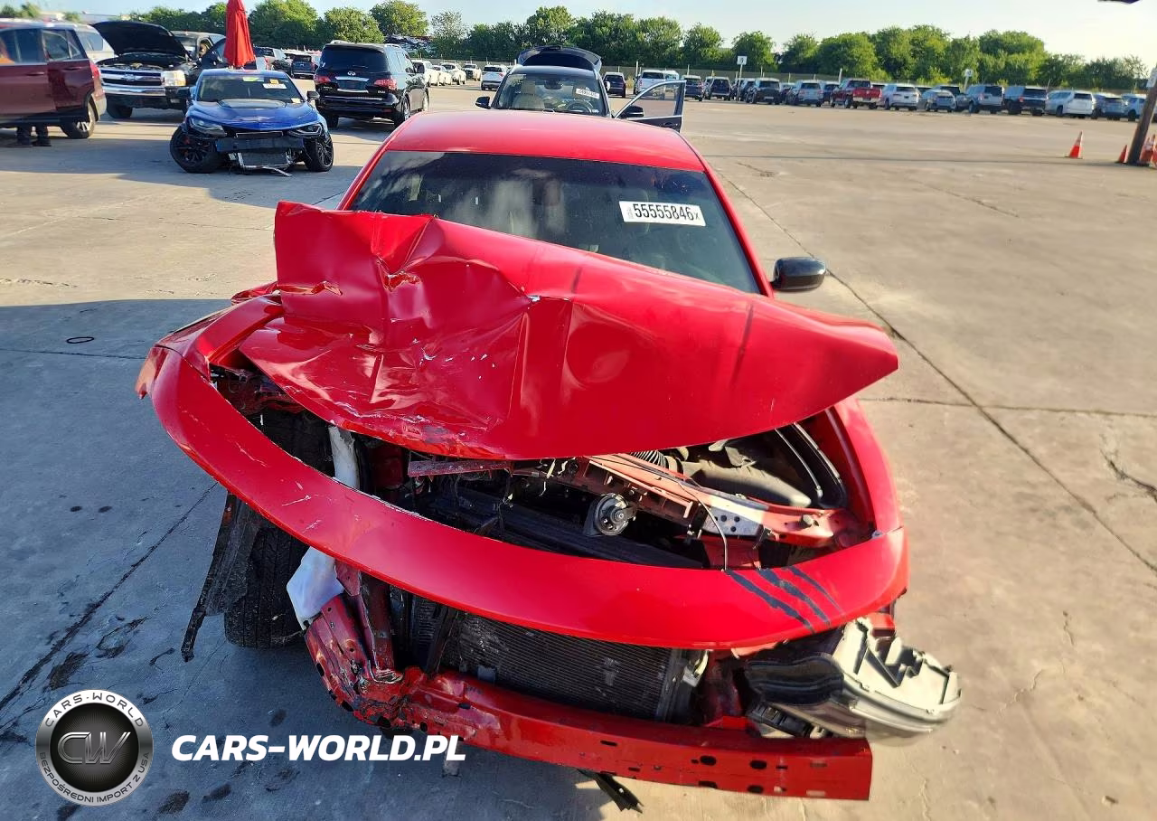 2019 Dodge Charger 2.2 VIN:2C3CDXBG7KH685587 - 5