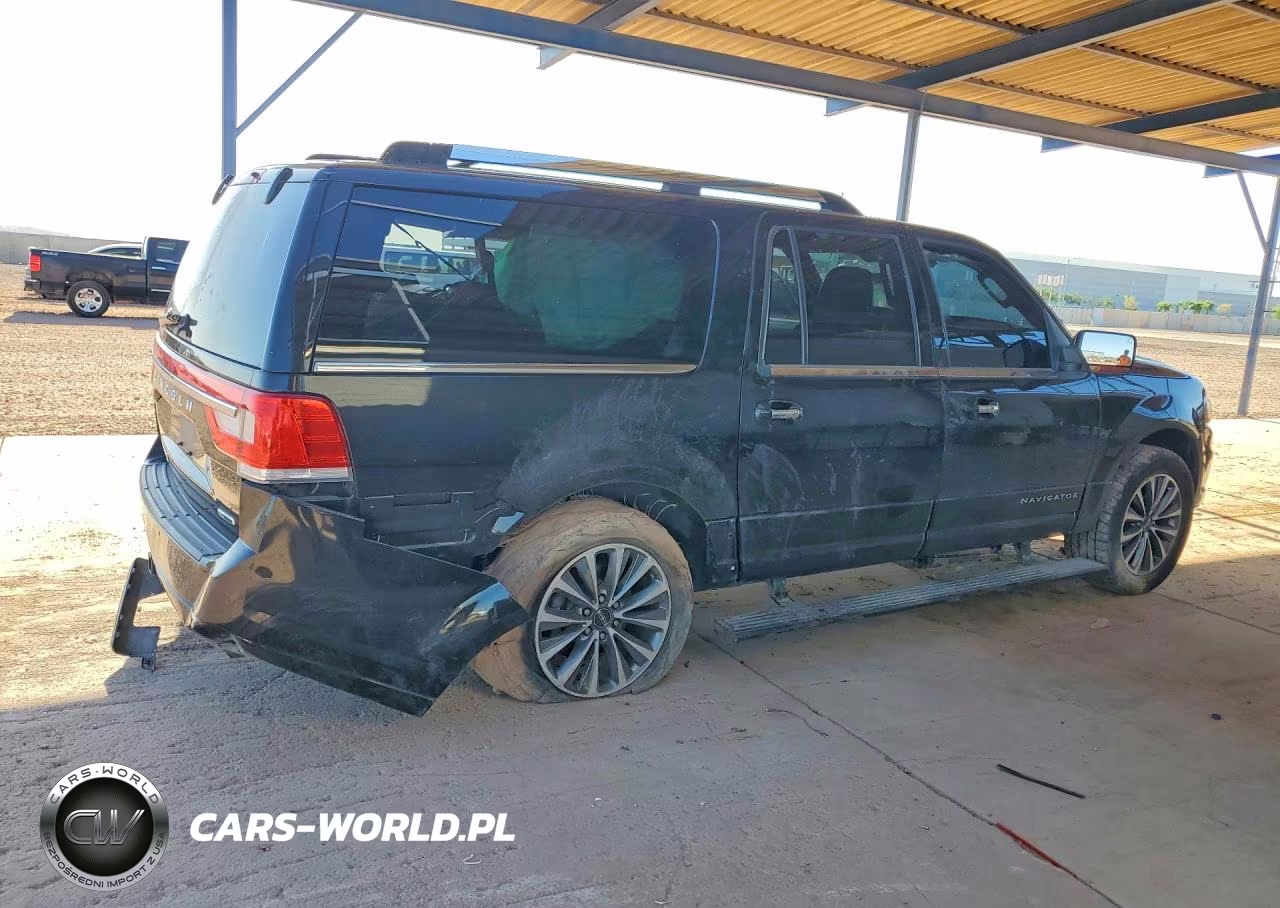 2015 Lincoln Navigator L VIN:5LMJJ3HT8FEJ00367 - 3