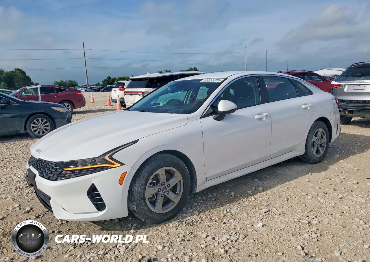 2022 Kia K5 Lxs VIN:5XXG14J26NG110141 - 1