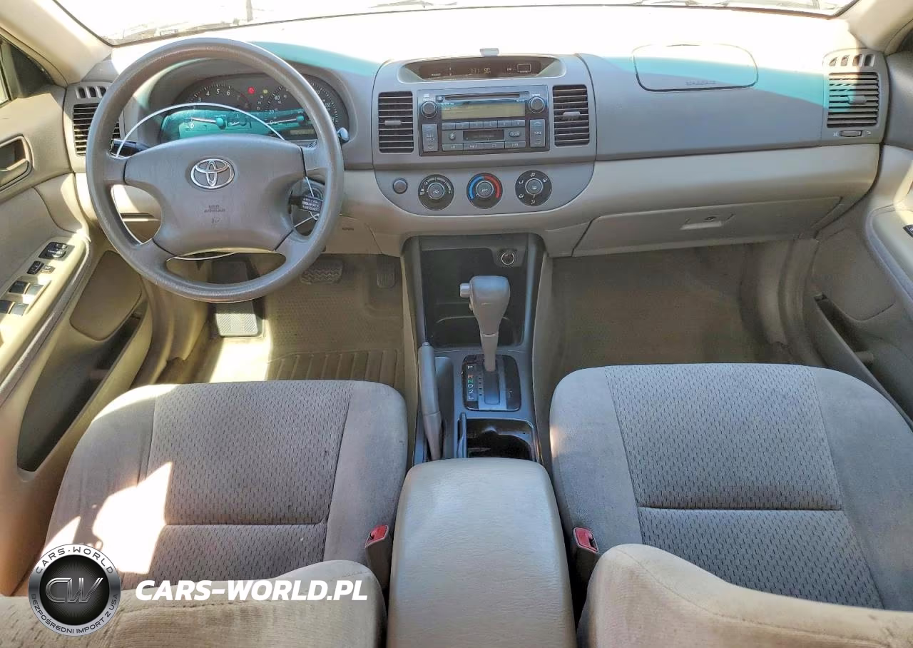 2004 Toyota Camry Le VIN:4T1BE32K74U938713 - 8
