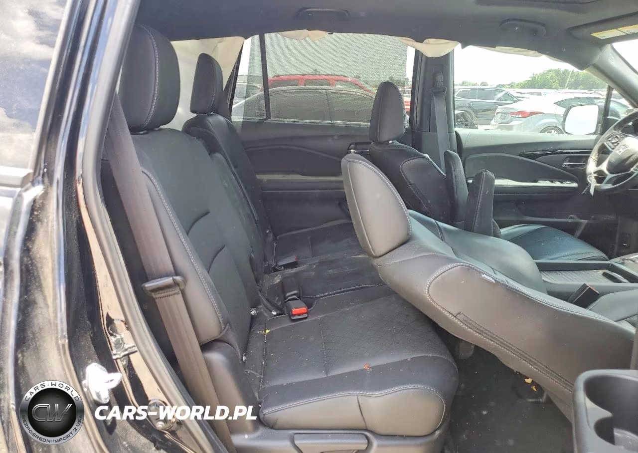 2021 Honda Passport Touring VIN:5FNYF8H98MB013122 - 11