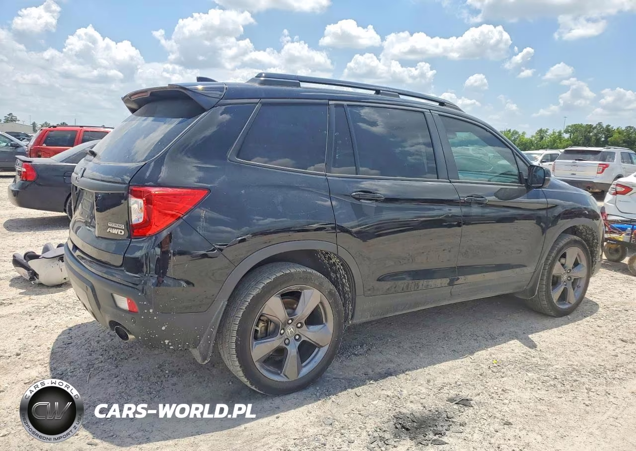 2021 Honda Passport Touring VIN:5FNYF8H98MB013122 - 3