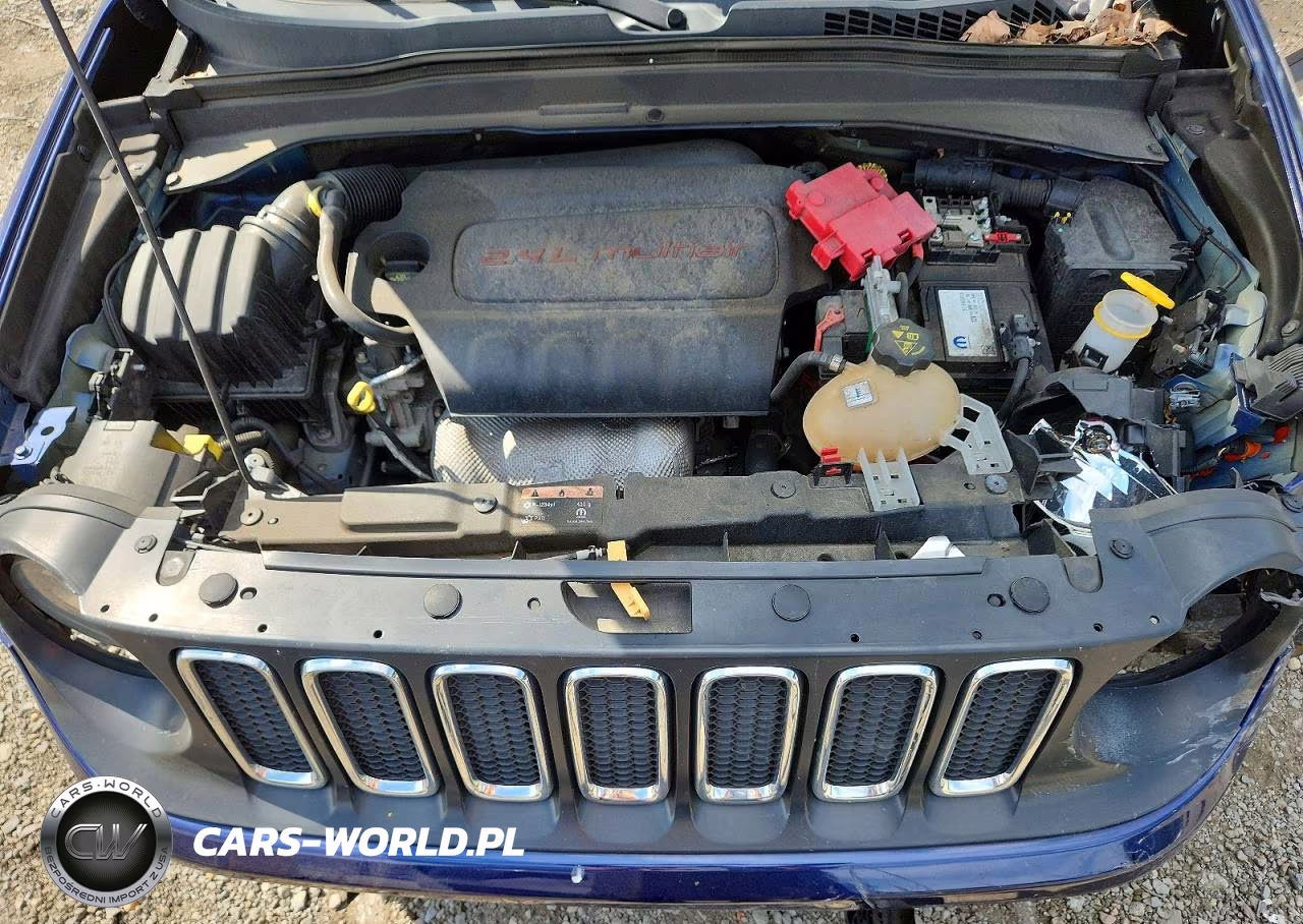 2018 Jeep Renegade Latitude VIN:ZACCJABB1JPJ66261 - 12
