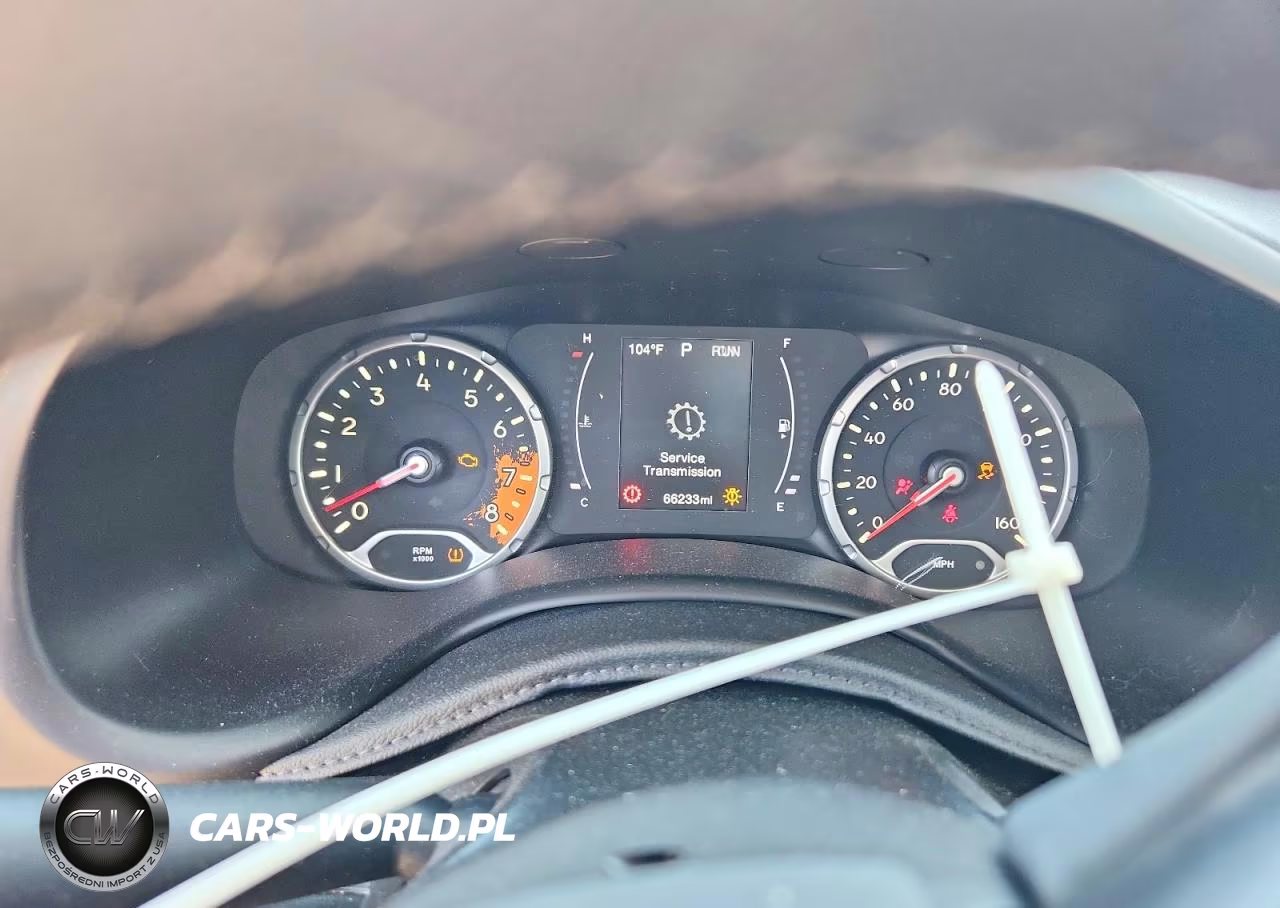 2018 Jeep Renegade Latitude VIN:ZACCJABB1JPJ66261 - 9