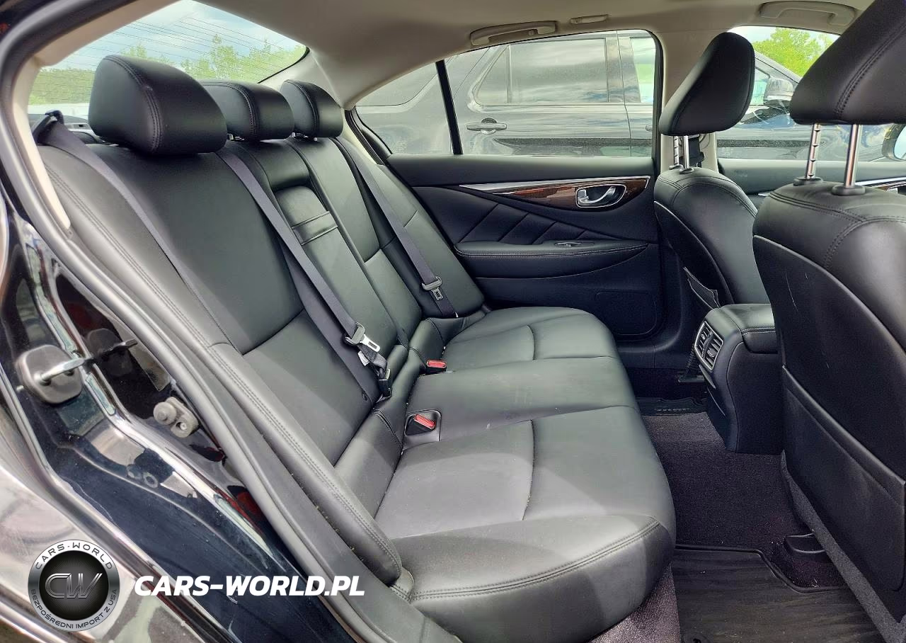 2018 Infiniti Q50 3.0T Luxe VIN:JN1EV7AR3JM610114 - 10