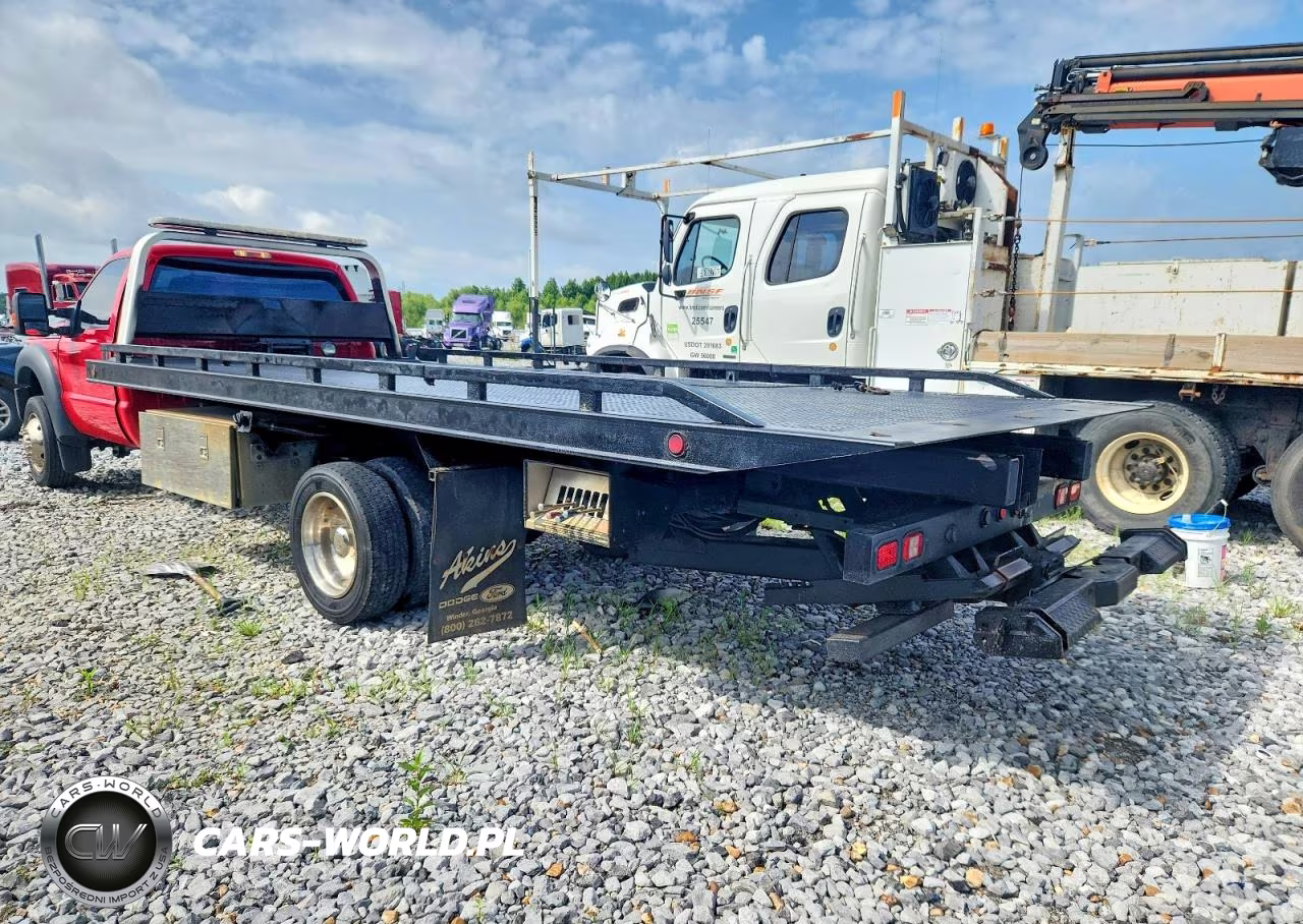 2014 Ford F550 Super Duty VIN:1FDUF5GY0EEA61296 - 3
