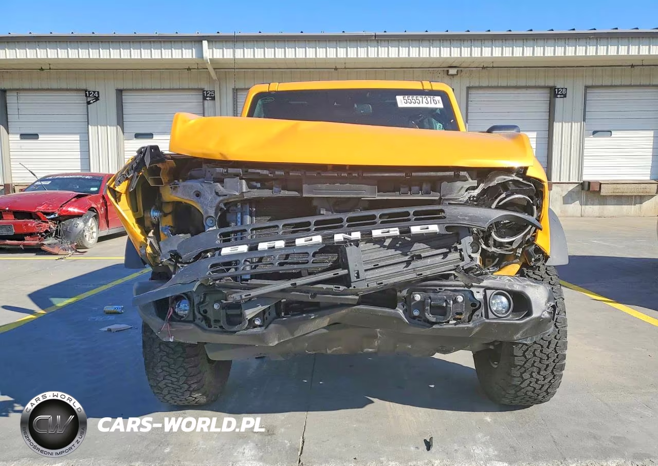 2022 Ford Bronco Base VIN:1FMDE5AP0NLB55371 - 5