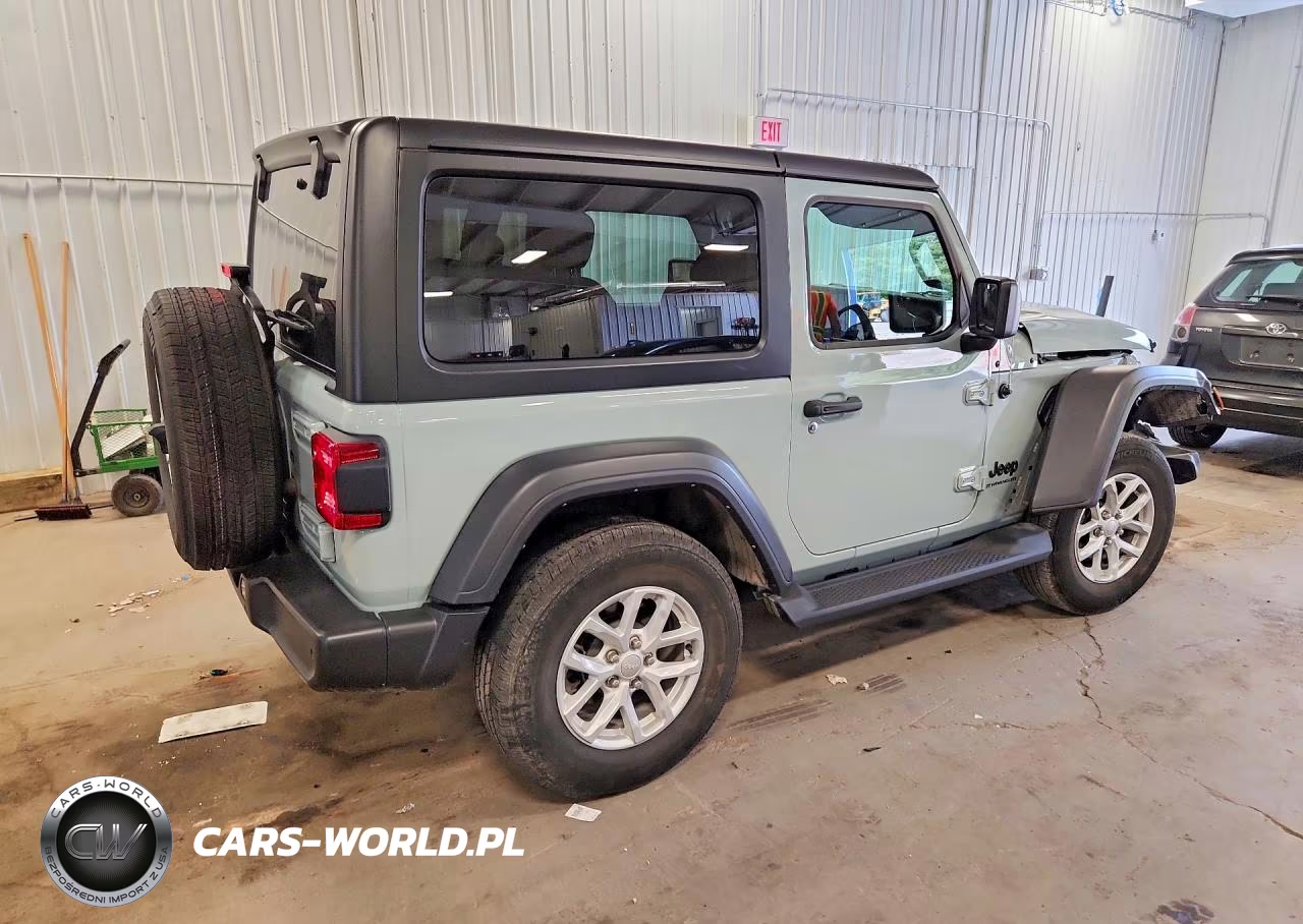 2023 Jeep Wrangler Sport VIN:1C4GJXAN1PW593325 - 3