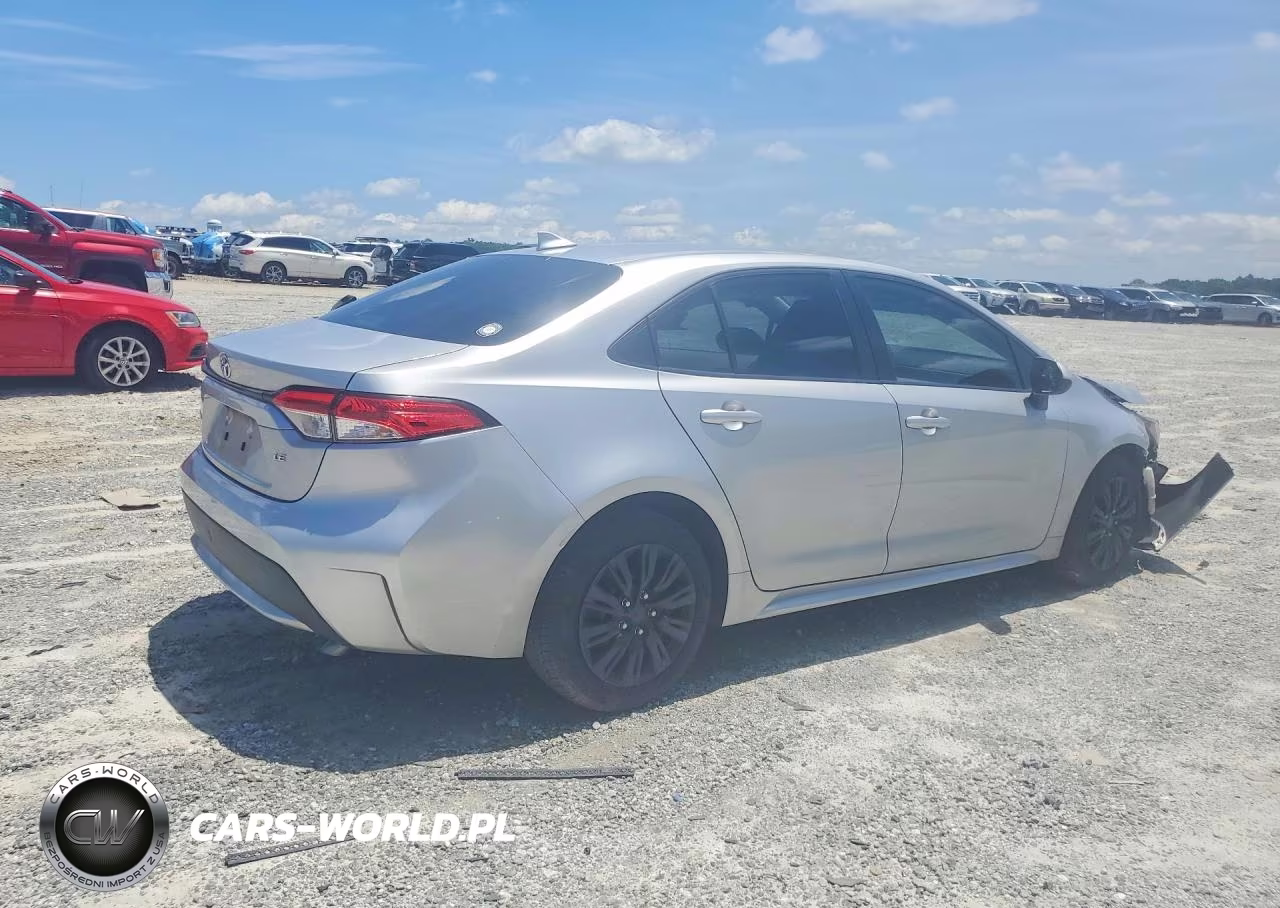 2021 Toyota Corolla Le VIN:JTDEPMAE3MJ131961 - 3