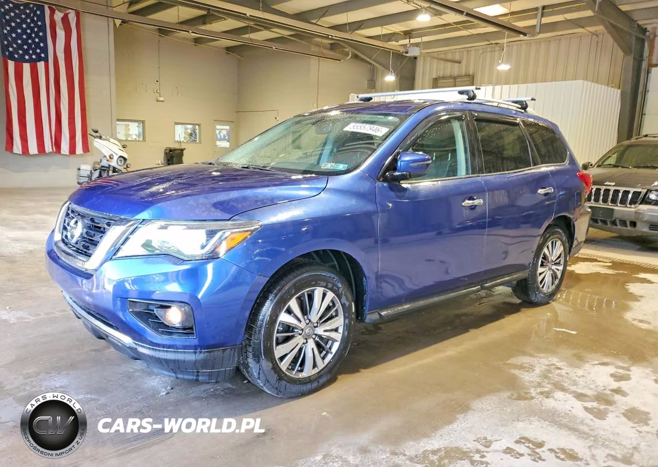 2018 Nissan Pathfinder Sv