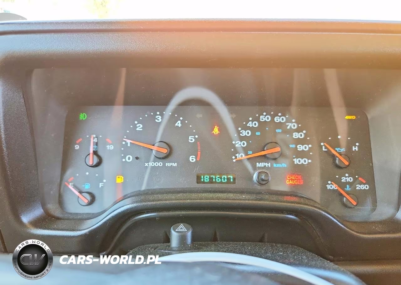 2003 Jeep Wrangler - Tj Sport VIN:1J4FA49S43P369971 - 9