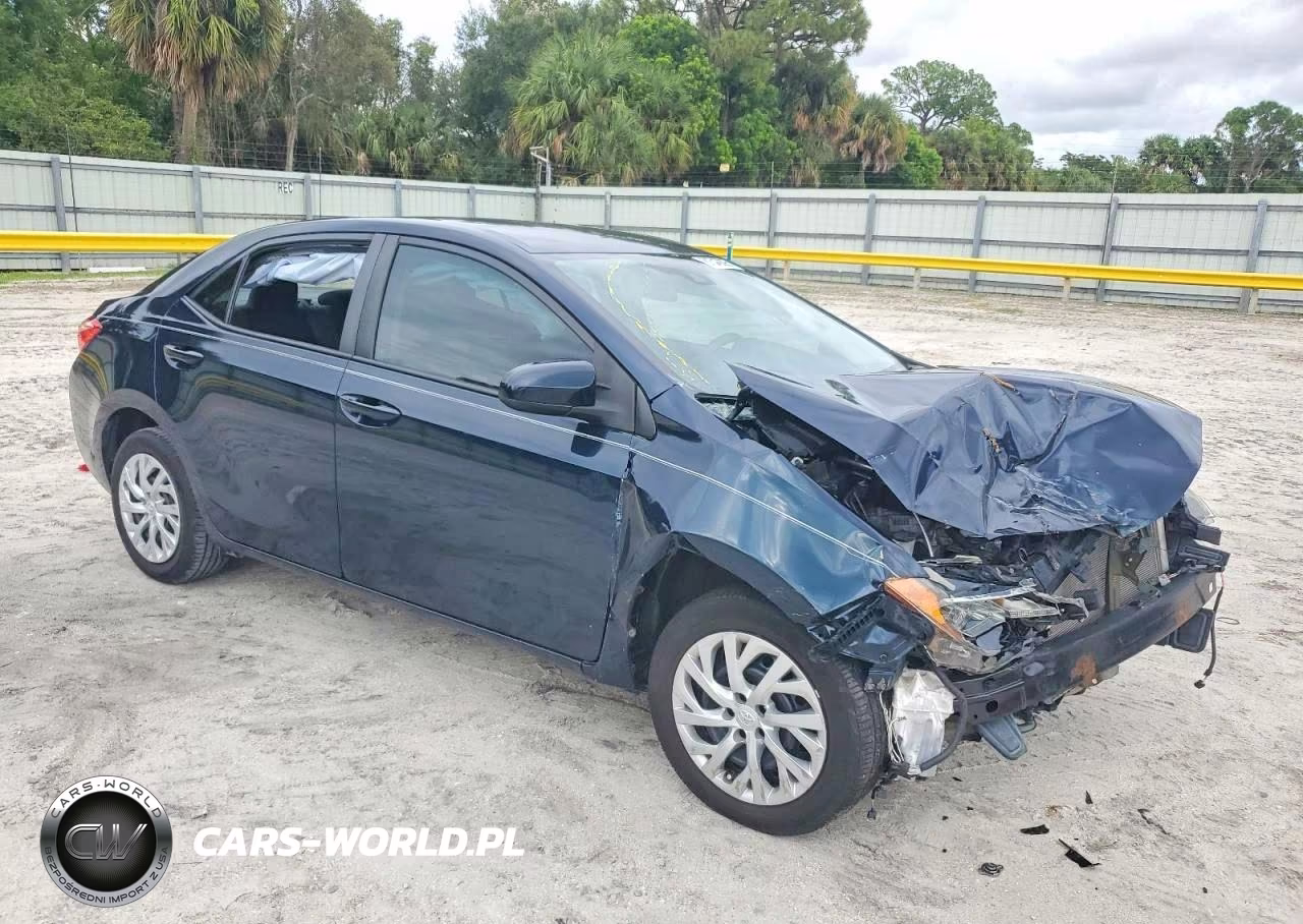 2019 Toyota Corolla Le VIN:5YFBURHE0KP944696 - 4