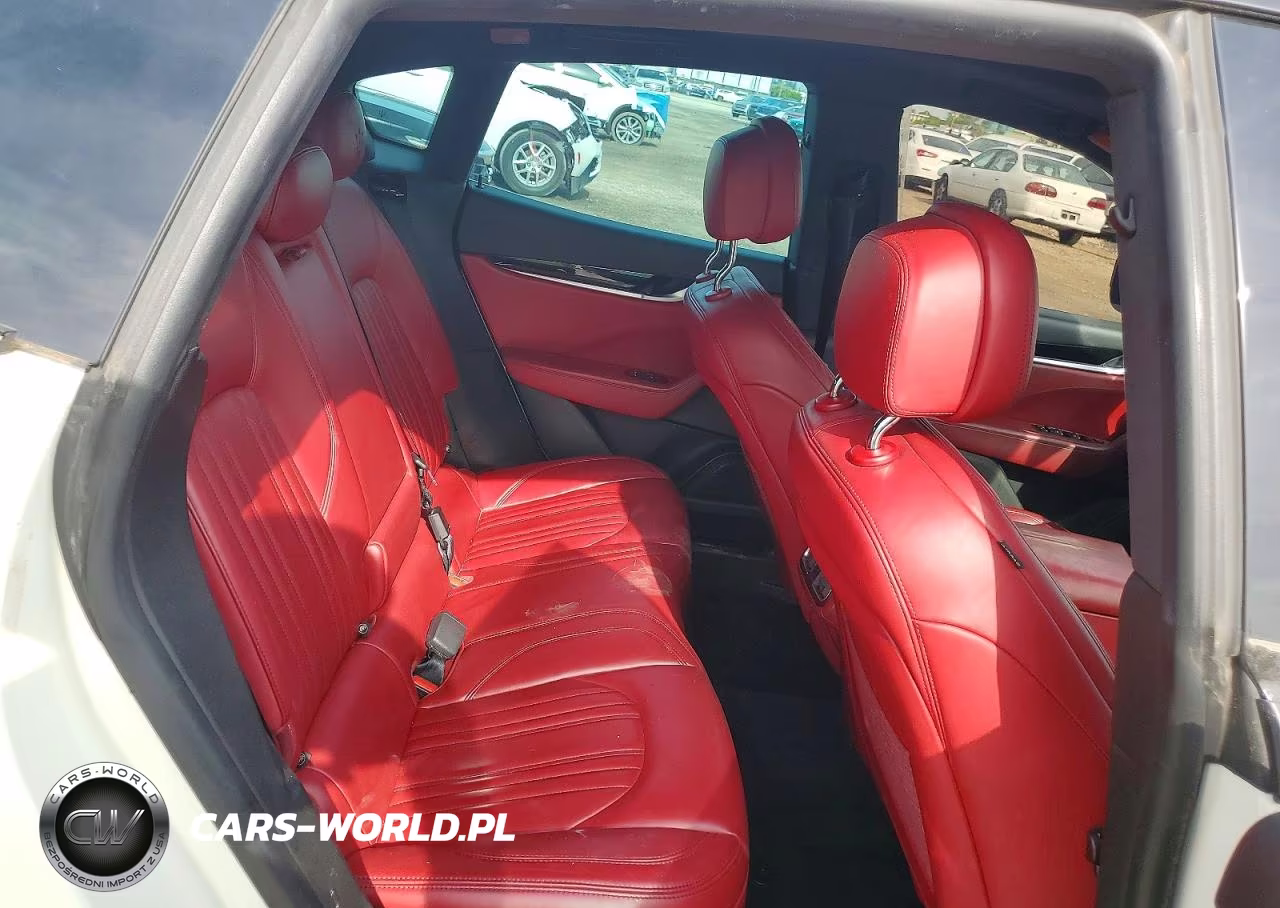 2017 Maserati Levante VIN:ZN661XUA3HX257870 - 11