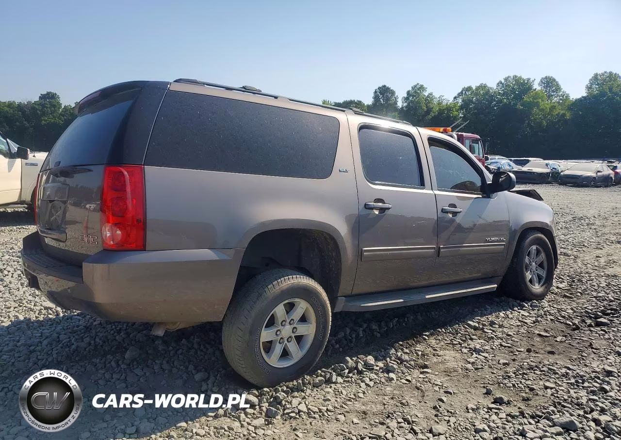2013 GMC Yukon Xl K1500 Slt VIN:1GKS2KE7XDR327676 - 3