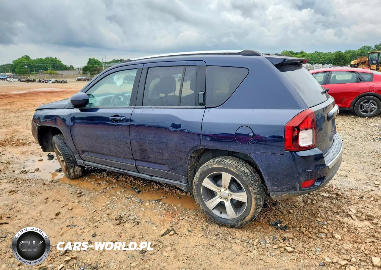 2016 Jeep Compass Latitude VIN:1C4NJCEAXGD609685 - 2