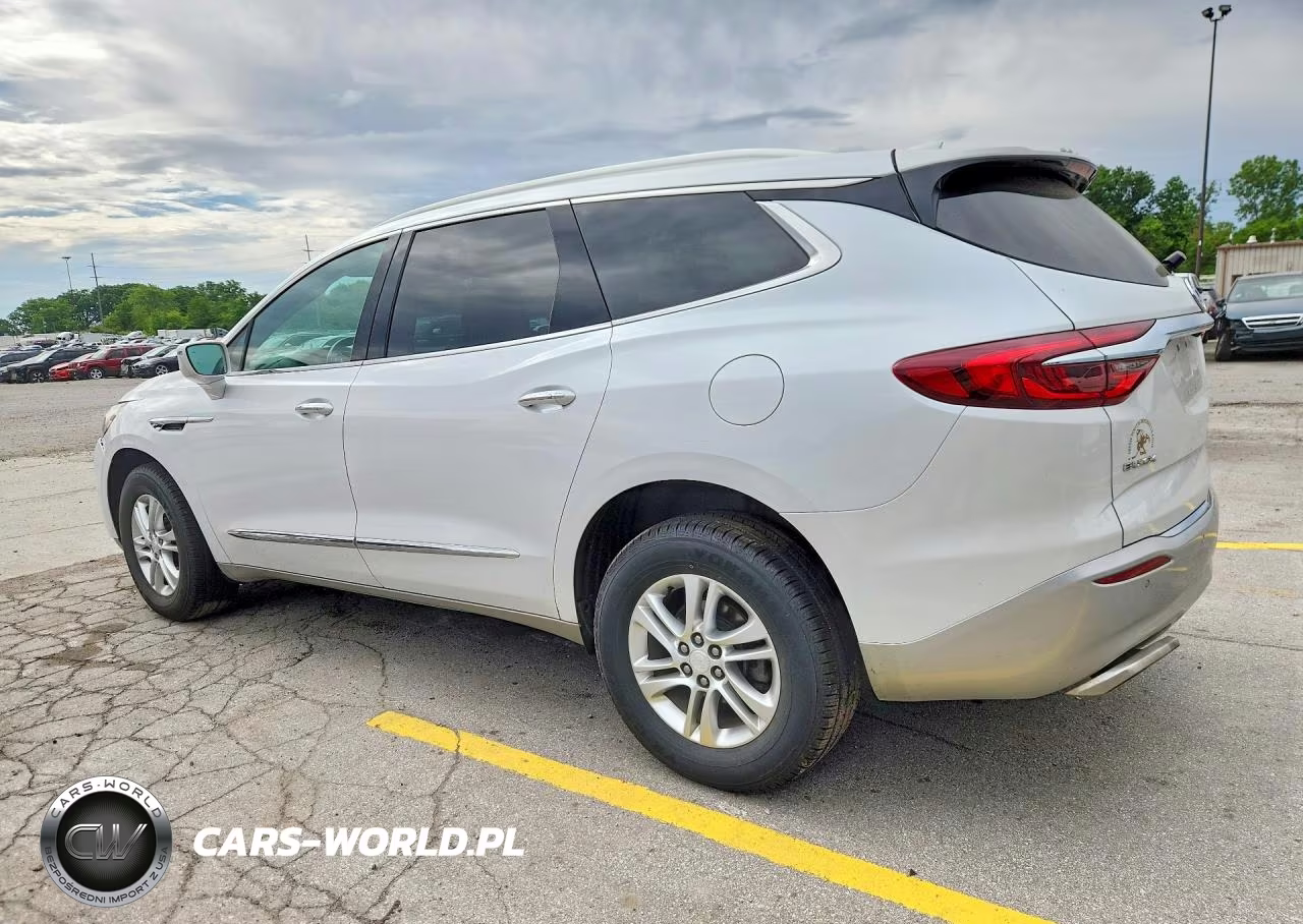 2018 Buick Enclave Essence VIN:5GAEVAKW8JJ141670 - 2