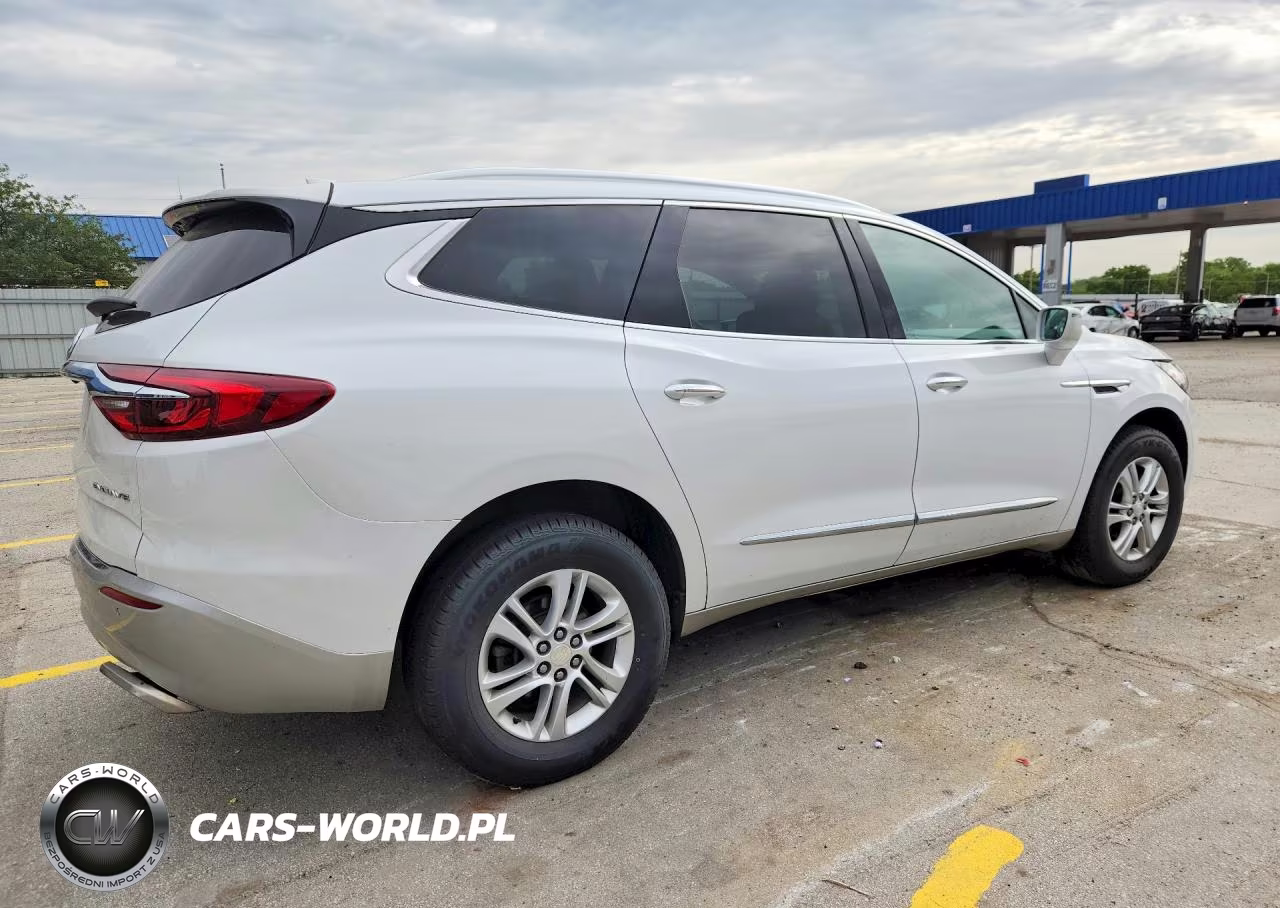 2018 Buick Enclave Essence VIN:5GAEVAKW8JJ141670 - 3