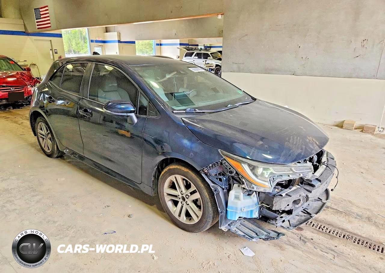 2020 Toyota Corolla Hatchback Se VIN:JTND4RBE1L3096285 - 4