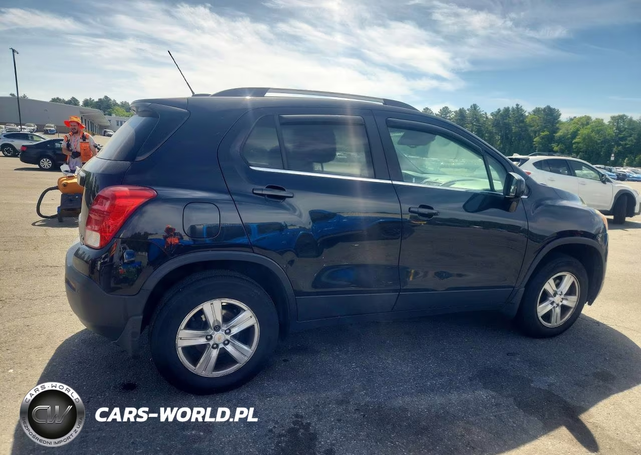 2015 Chevrolet Trax 1Lt VIN:KL7CJRSB7FB240752 - 3