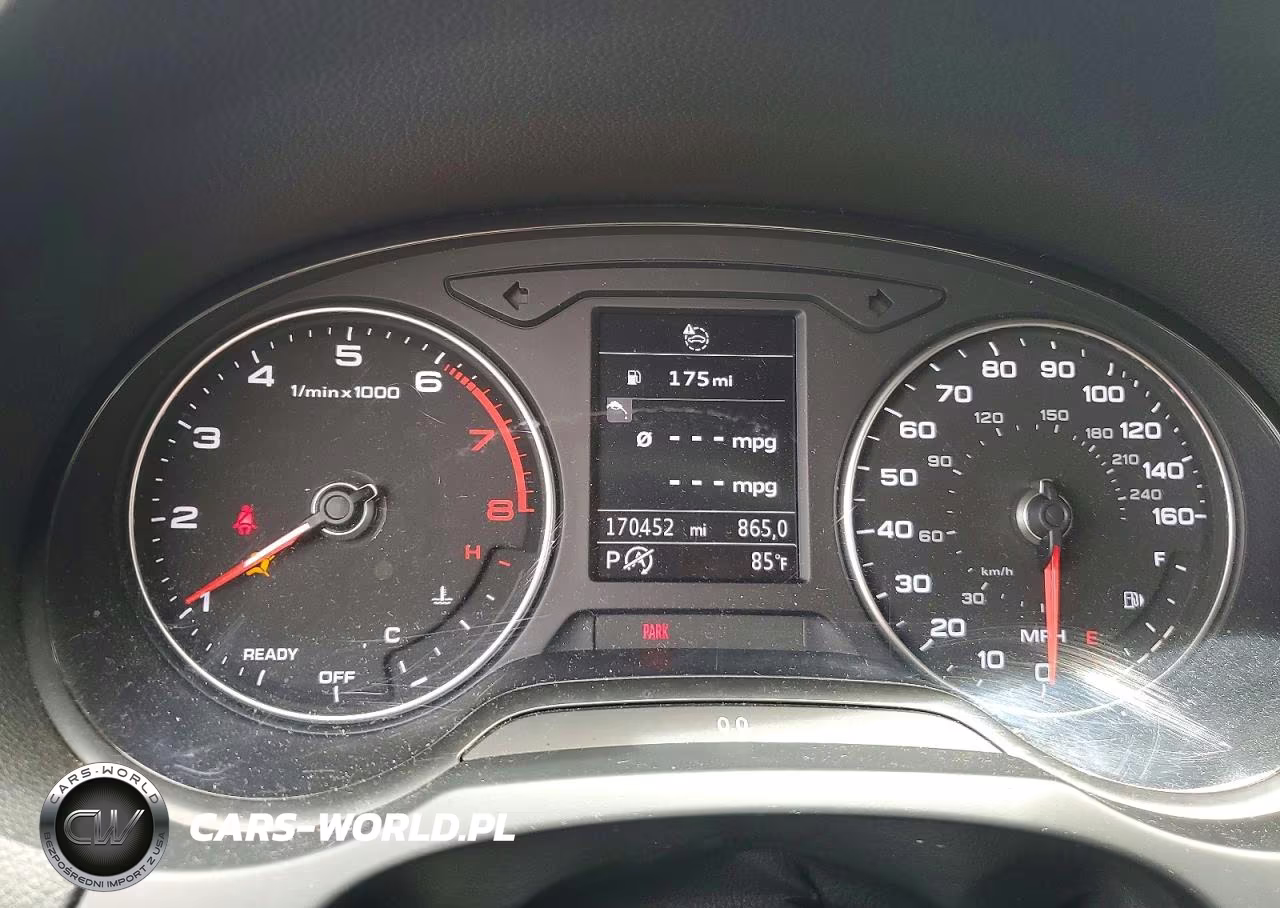2017 Audi A3 Premium VIN:WAUAUGFF8H1042772 - 9