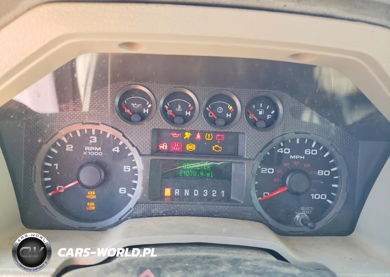 2010 Ford F350 Super Duty VIN:1FTWX3B57AEA50897 - 9