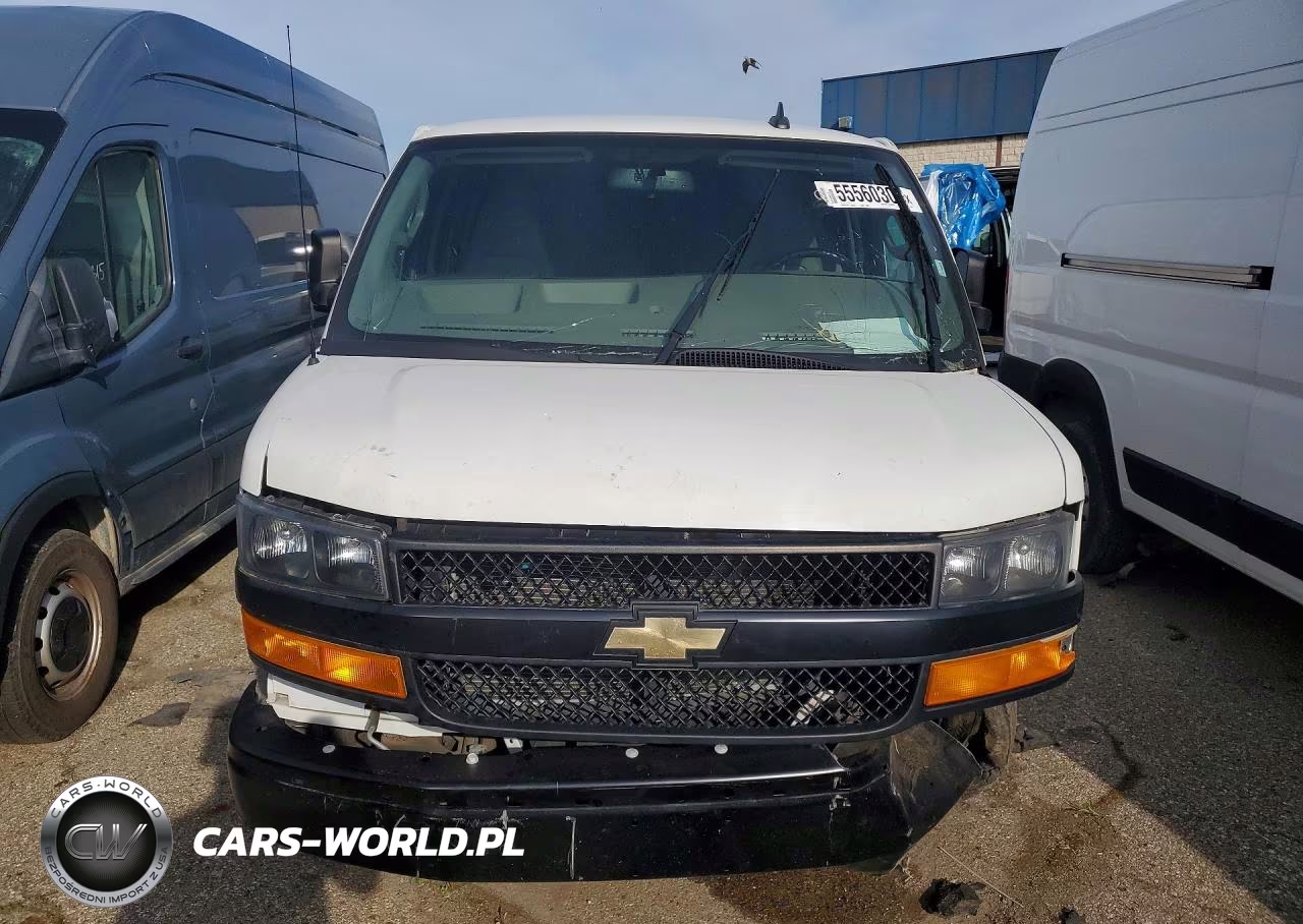 2023 Chevrolet Express 2500 Delivery Van VIN:1GCWGBFP5P1175337 - 5